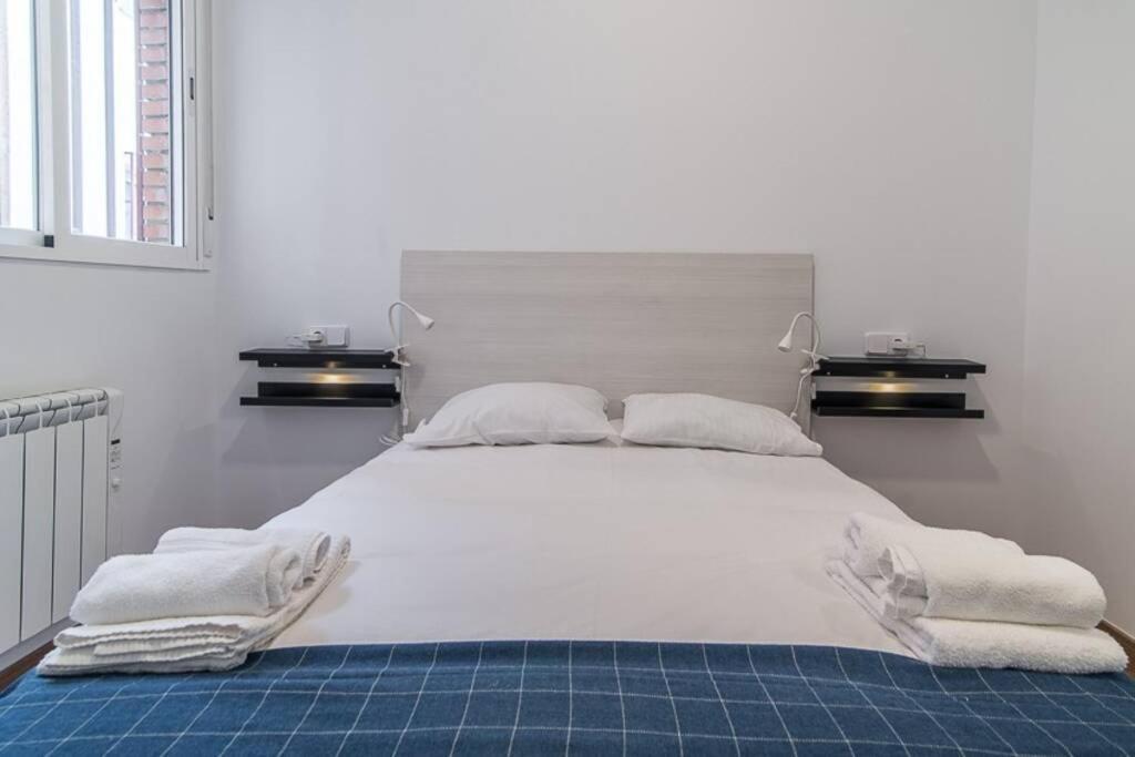 #15PIN-1 Apartamento de un dormitorio en Tetuán Madrid Exterior foto